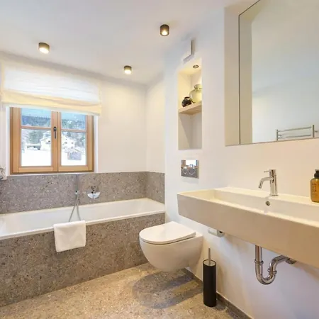 Appartement Le Petit Toit : Confortable, Central, Expose Sud *